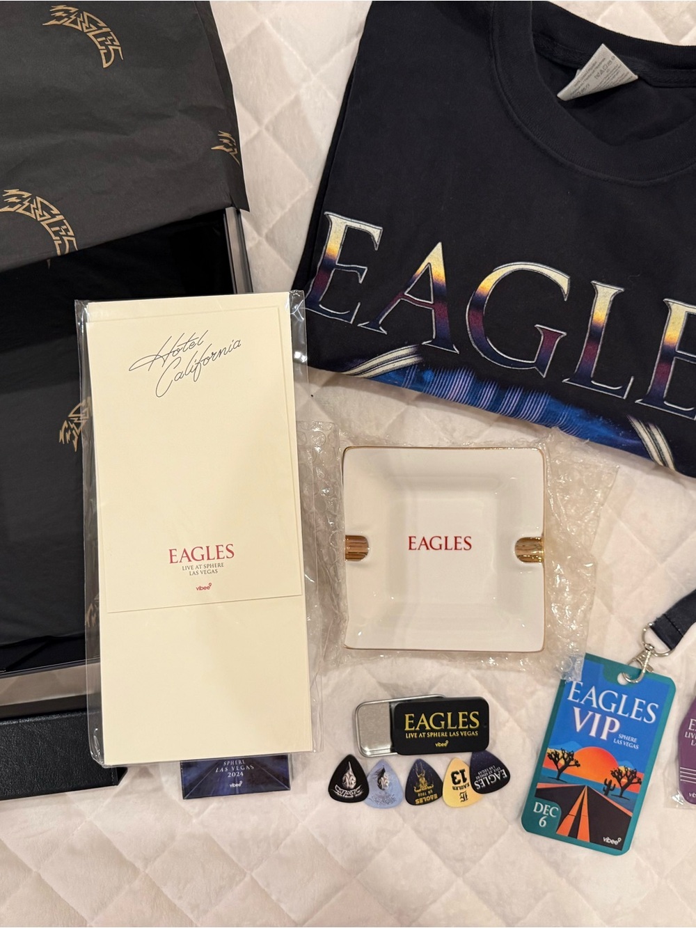 Vibee Eagles at Sphere Dec 2024 VIP Commemorative Gift Box, Contents and T-Shirt